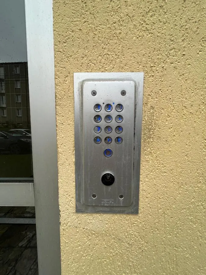 -Le Majorelle- Studio Parking Balcon Centre Wifi Appartement Quimper