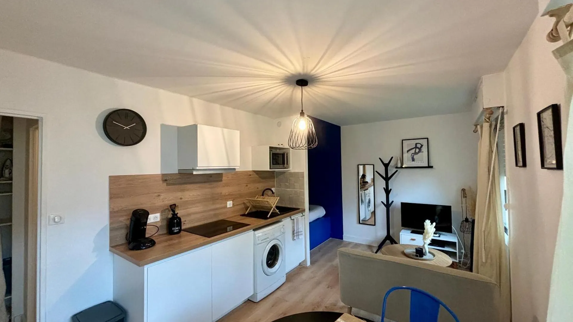 -Le Majorelle- Studio Parking Balcon Centre Wifi Appartement Quimper