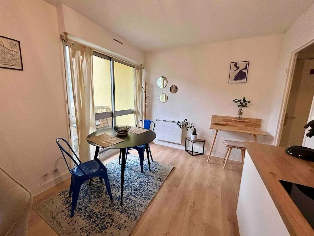 -Le Majorelle- Studio Parking Balcon Centre Wifi Appartement Quimper 0*,