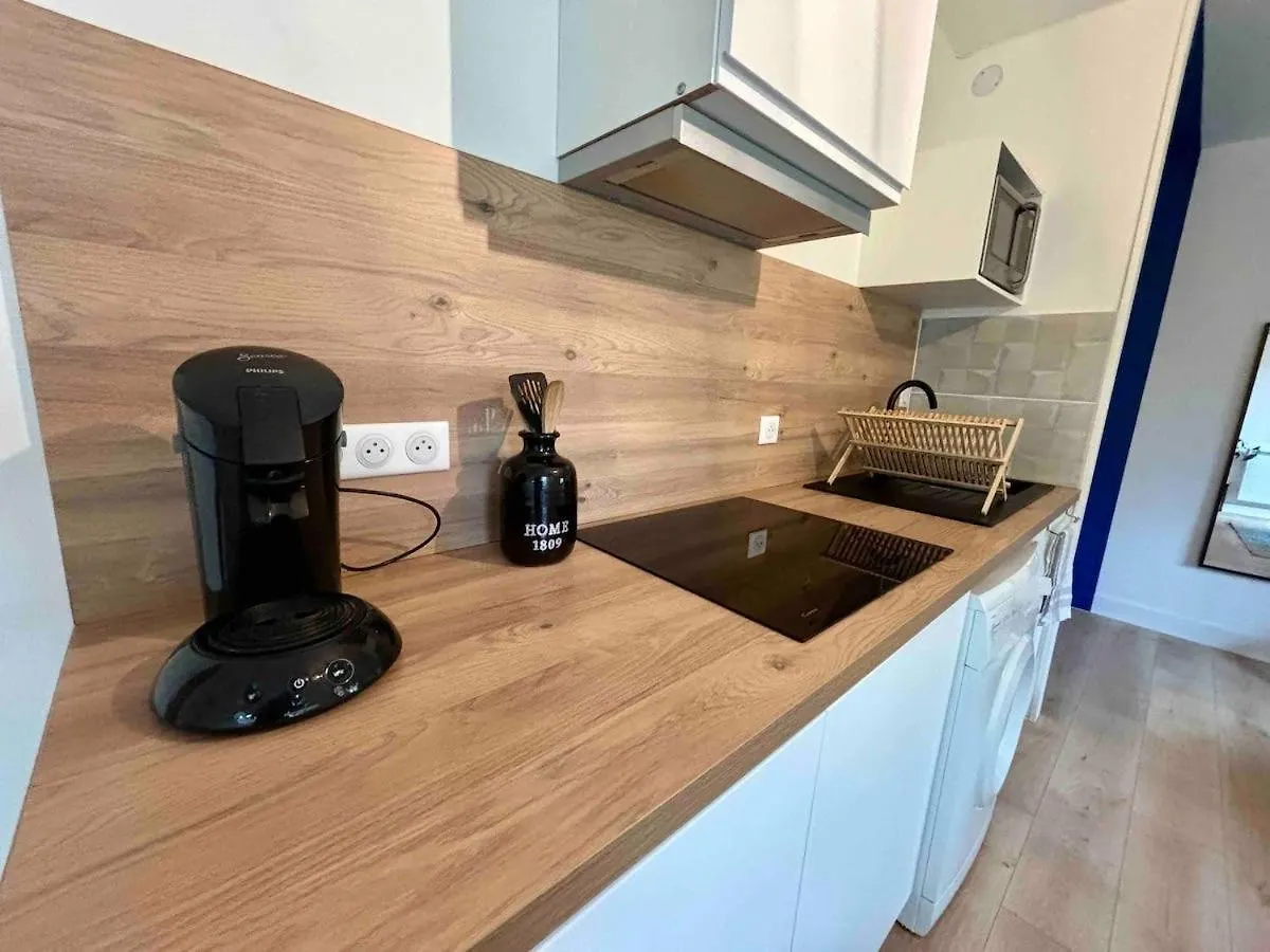 -Le Majorelle- Studio Parking Balcon Centre Wifi Appartement Quimper