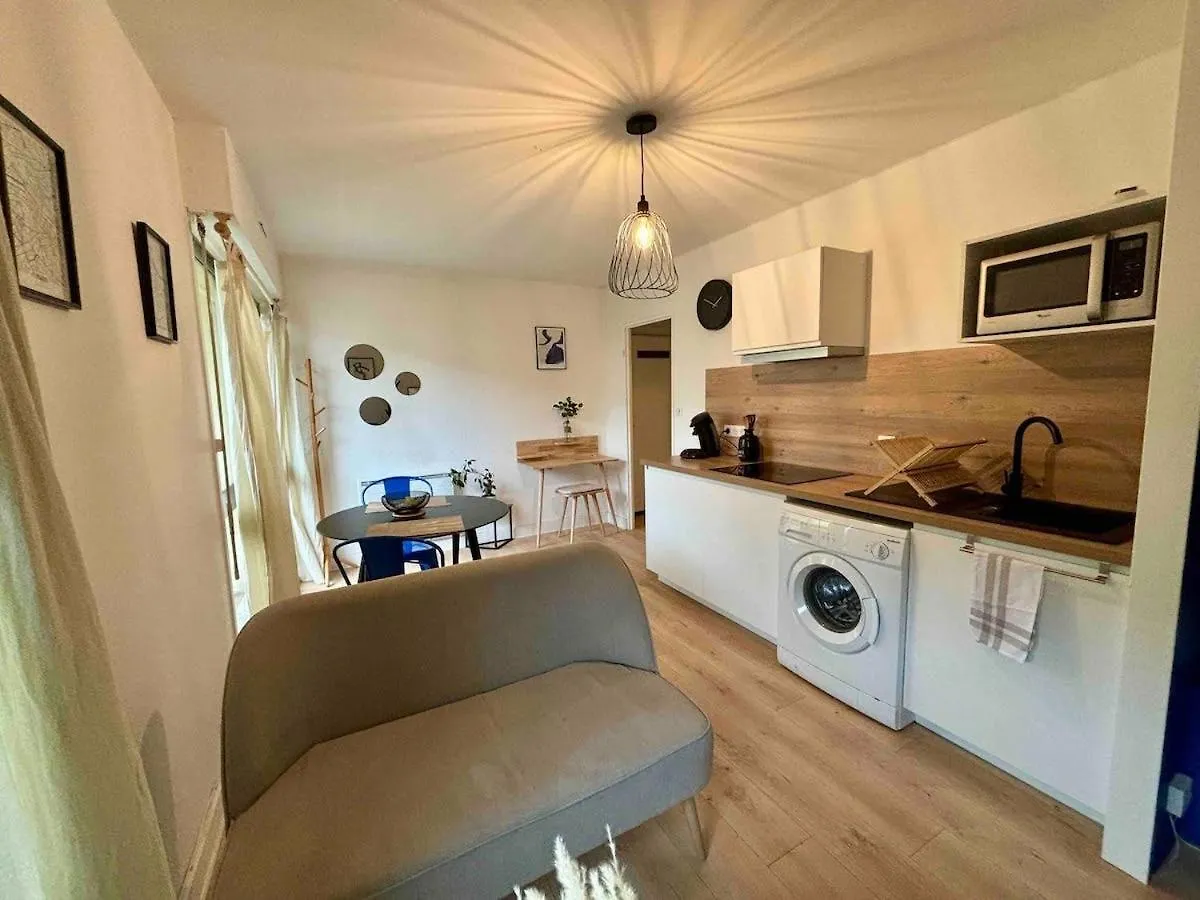 -Le Majorelle- Studio Parking Balcon Centre Wifi Appartement Quimper Frankrijk