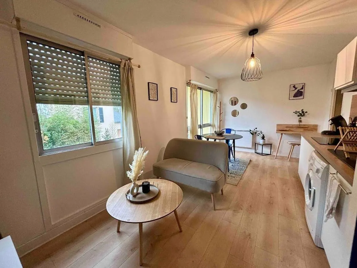 -Le Majorelle- Studio Parking Balcon Centre Wifi Appartement Quimper 0*,