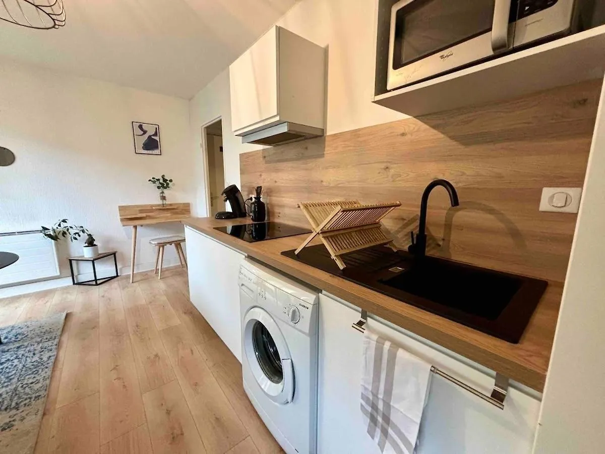 -Le Majorelle- Studio Parking Balcon Centre Wifi Appartement Quimper
